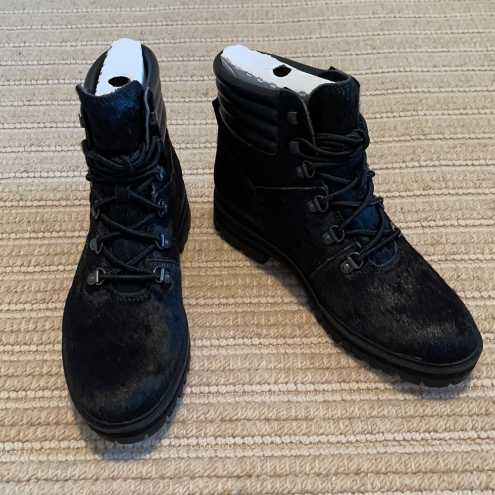 New, Sheep Fur Timberlands.